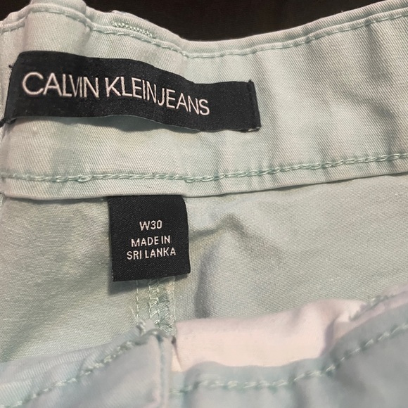 Calvin Klein Men’s shorts. Size 30 teal color - Picture 2 of 4